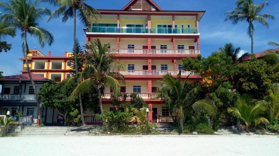 Melati Tanjong Beach Resort Pantai Cenang  Exterior photo